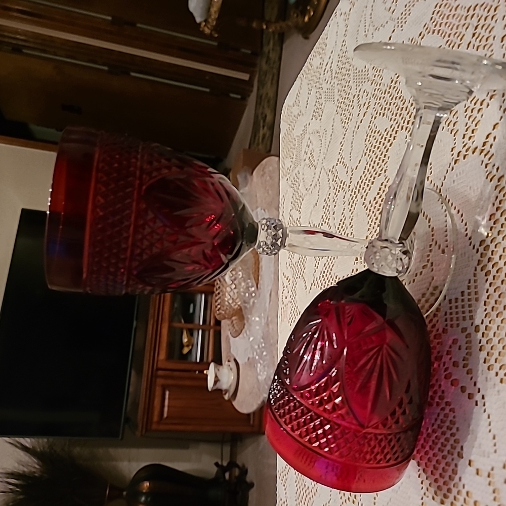 Red wine goblets. - Picture 3 of 6
